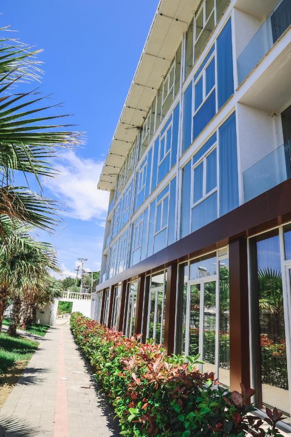 Aria Hotel Golem (Tirana)
