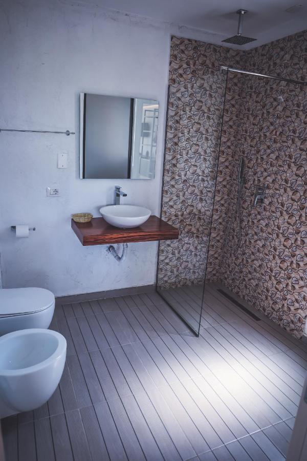 Aria Hotel 4*